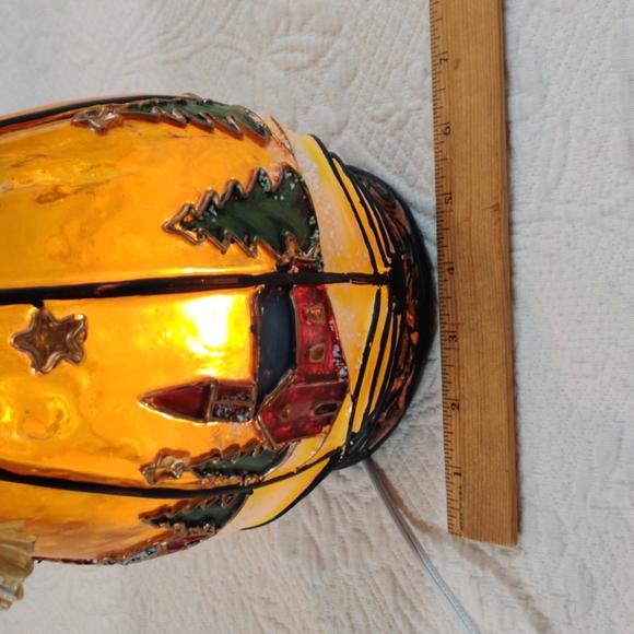 Vintage Snowman Light with Christmas Town Scene - Picture 5 of 6